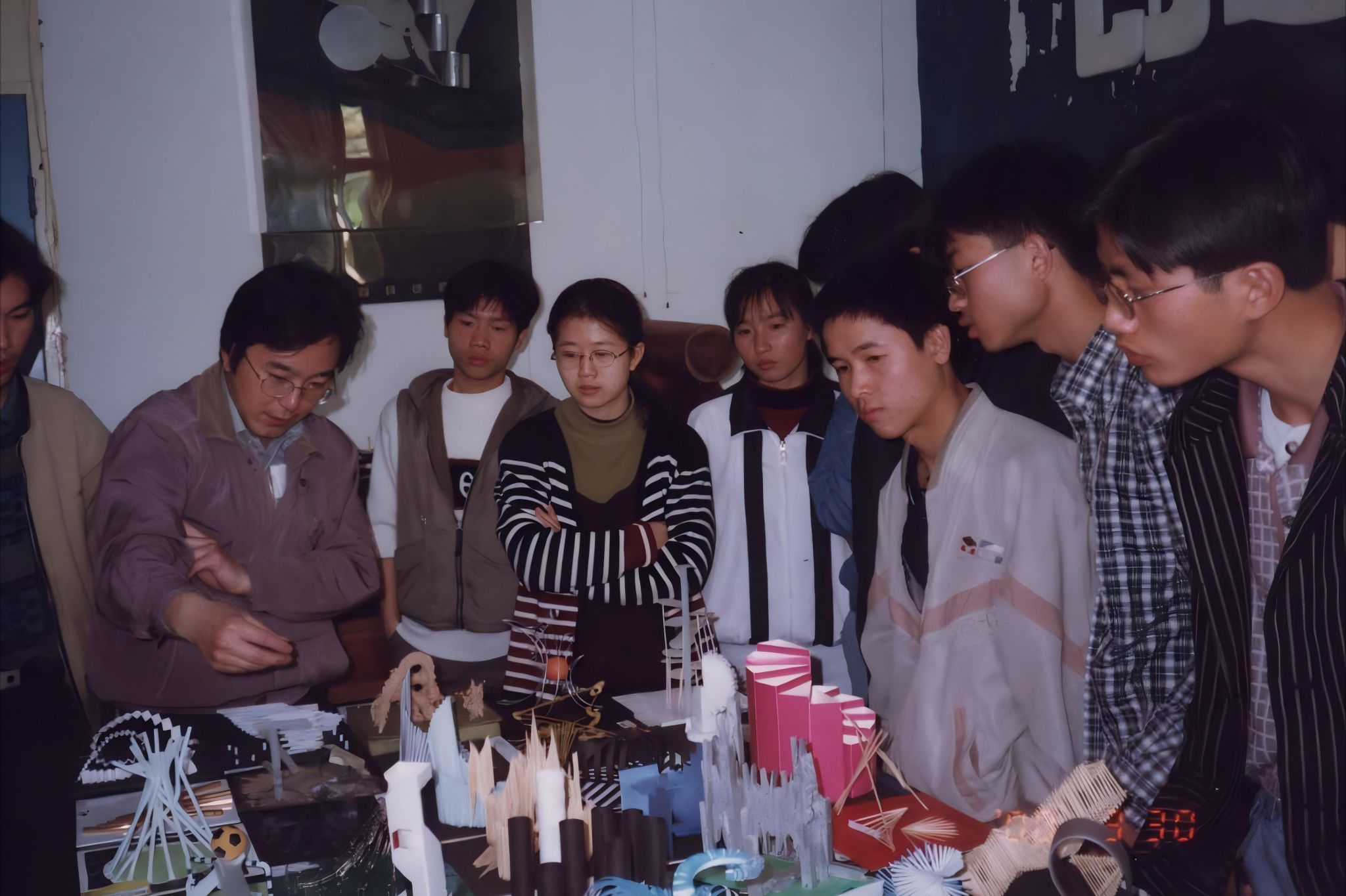 1998年指导建筑98级（一年级）立体构成设计(1)(1).jpg